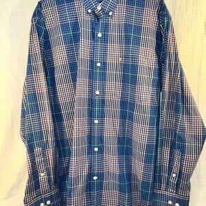 IZOD Shirt Size Large Men's Long Sleeve Button Down Blue Plaid Non-Iron Stretch